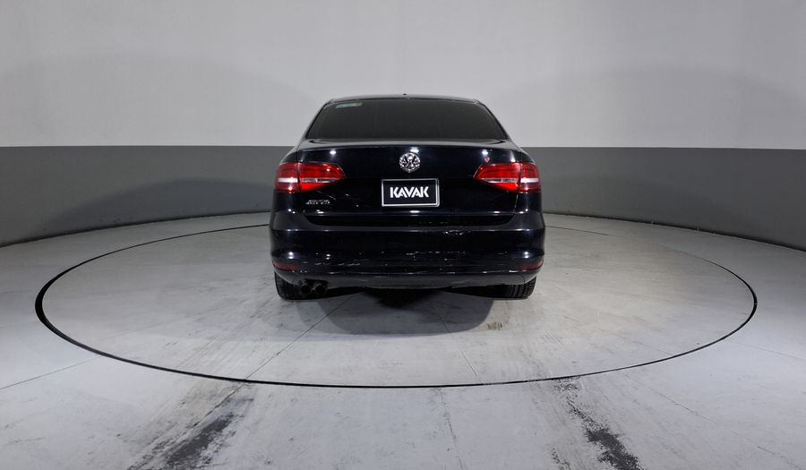 Volkswagen Jetta 2.0 TIPTRONIC Sedan 2015