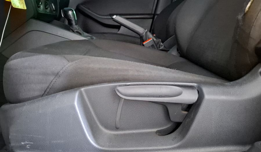Volkswagen Jetta 2.0 TIPTRONIC Sedan 2015