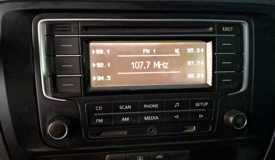 Volkswagen Jetta 2.0 TIPTRONIC Sedan 2015