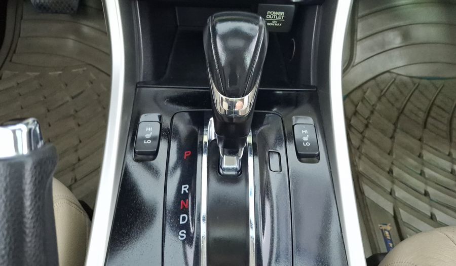 Honda Accord 3.5 EXL V6 NAVI Sedan 2016