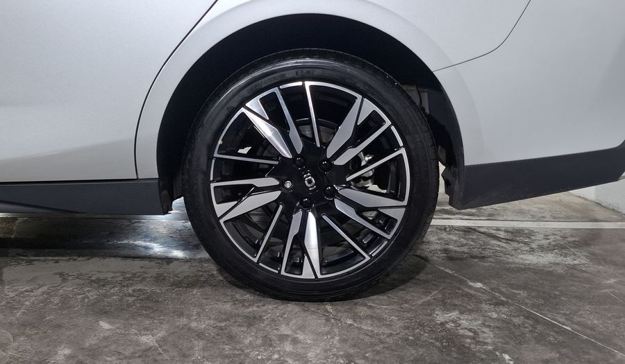 Changan Eado Plus 1.5 PHEV IDD PREMIUM CVT Sedan 2026