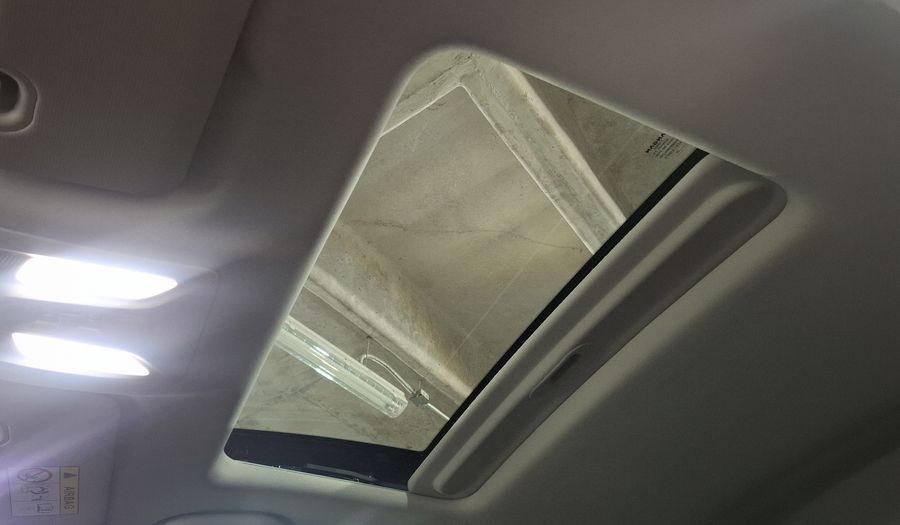 Changan Eado Plus 1.5 PHEV IDD PREMIUM CVT Sedan 2026