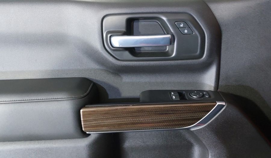 Chevrolet Cheyenne 5.3 CHEYENNE LT CAB REG H AUTO 4WD Pickup 2021