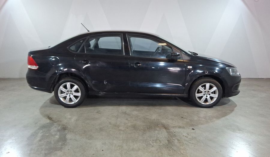 Volkswagen Vento 1.6 ACTIVE TIPTRONIC Sedan 2014