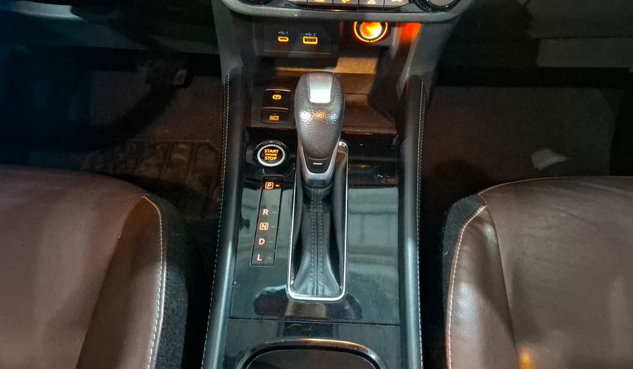 Nissan Kicks 1.6 PLATINUM LTS XTRONIC Suv 2022