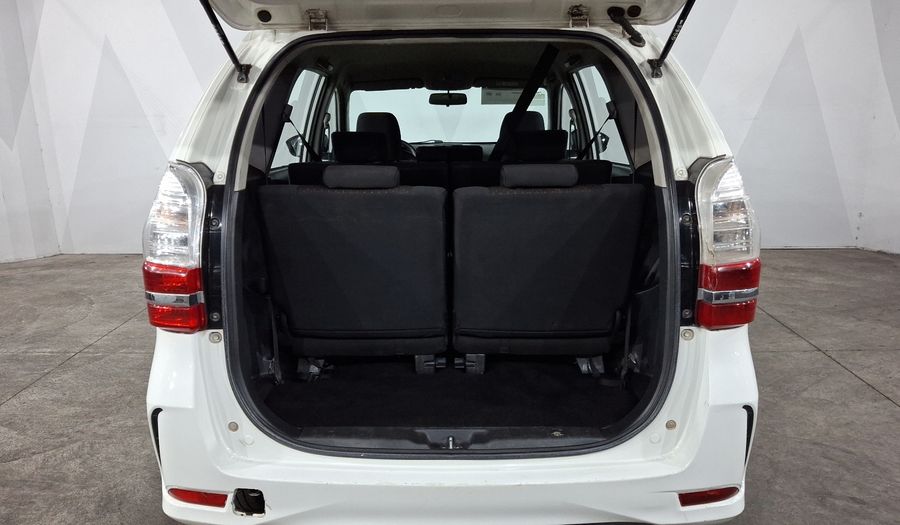 Toyota Avanza 1.5 LE Minivan 2021