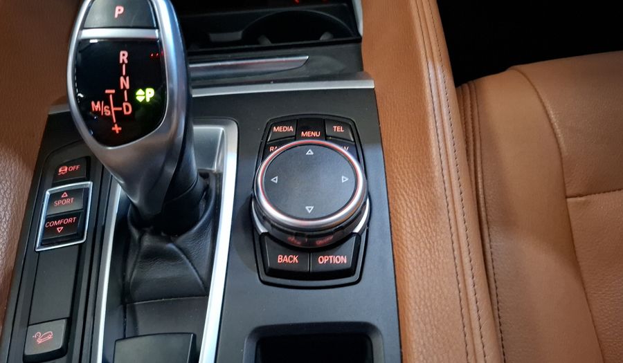 Bmw X6 3.0 XDRIVE35IA AT Suv 2016