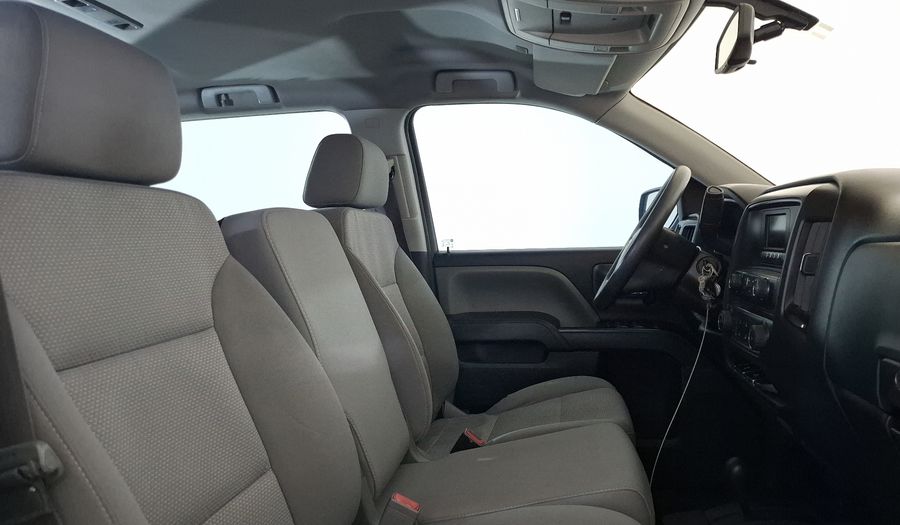 Chevrolet Silverado 2500 5.3 DOBLE CABINA K AT 4WD Pickup 2017