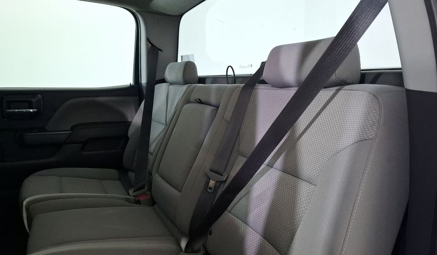 Chevrolet Silverado 2500 5.3 DOBLE CABINA K AT 4WD Pickup 2017