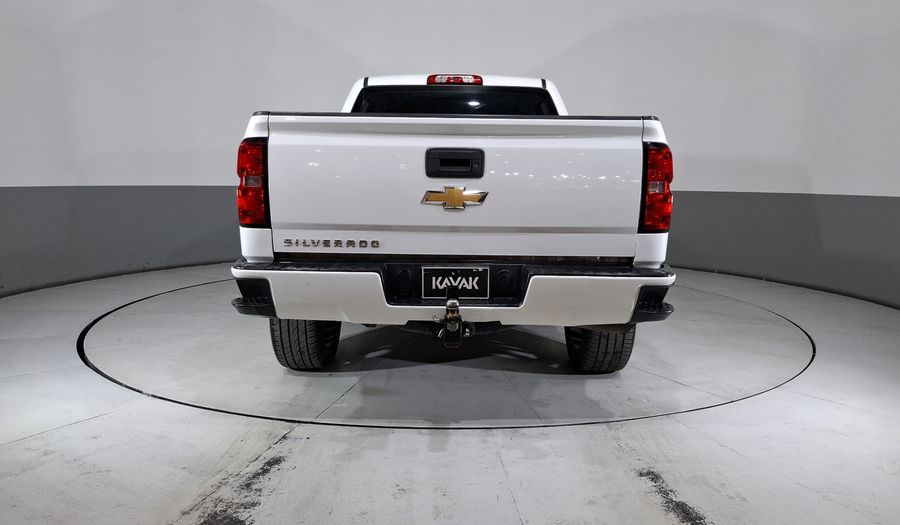 Chevrolet Silverado 2500 5.3 DOBLE CABINA K AT 4WD Pickup 2017