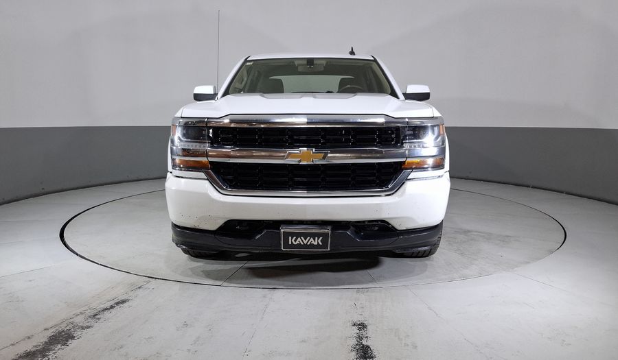 Chevrolet Silverado 2500 5.3 DOBLE CABINA K AT 4WD Pickup 2017