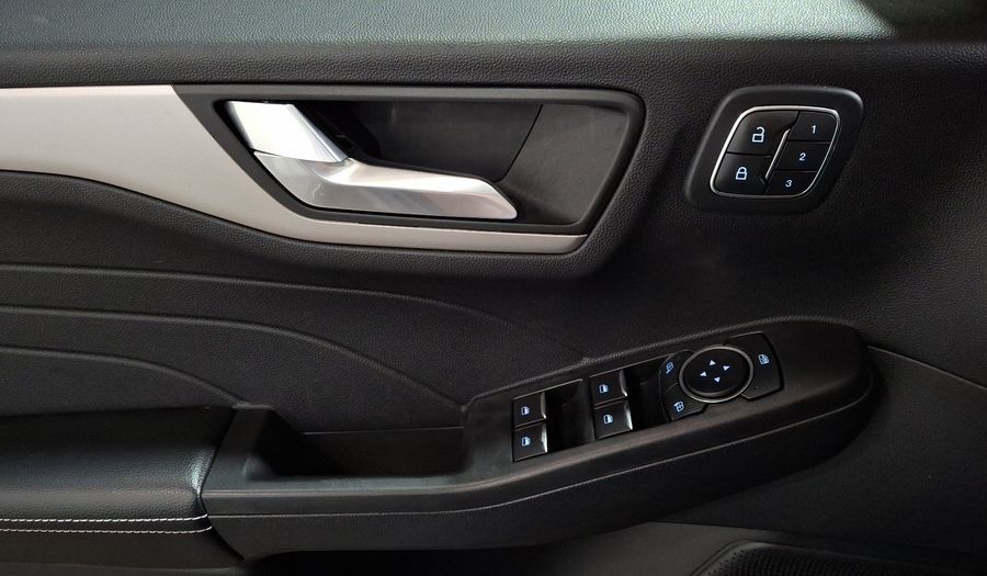 Ford Escape 2.5 HEV SEL LIMITED CVT Suv 2021