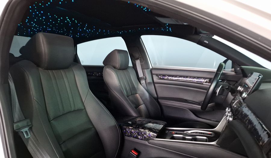Honda Accord 2.0 TOURING AUTO Sedan 2020
