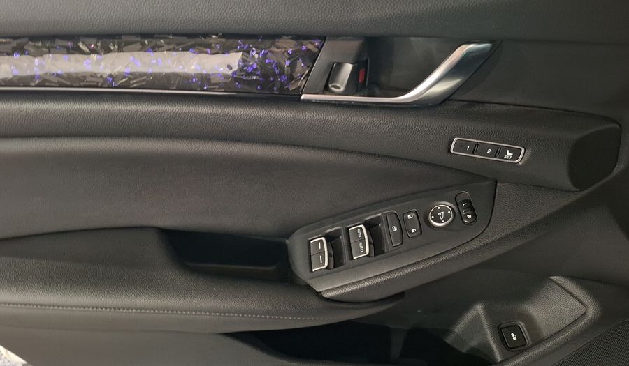 Honda Accord 2.0 TOURING AUTO Sedan 2020