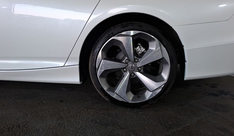 Honda Accord 2.0 TOURING AUTO Sedan 2020