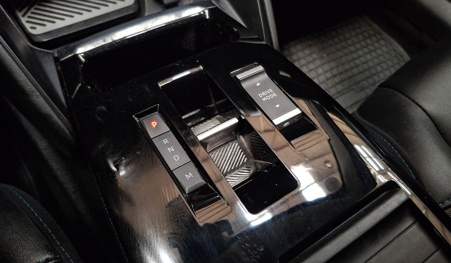 Citroen C4 1.2 PURETECH 130 AUTO SHINE Hatchback 2022