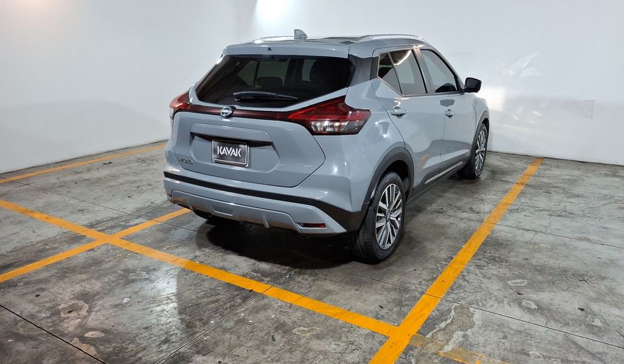 Nissan Kicks 1.6 PLATINUM LTS XTRONIC Suv 2023