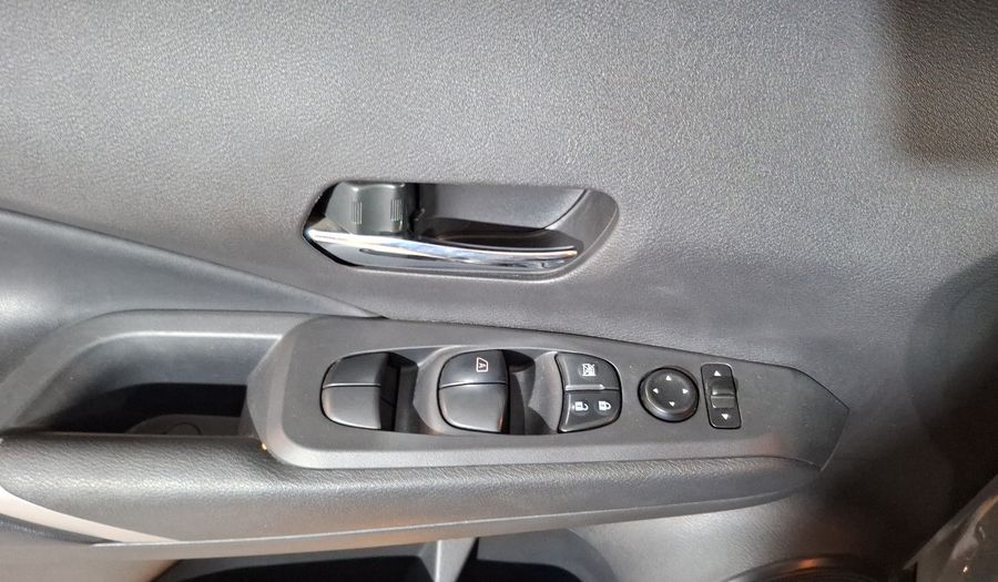 Nissan Kicks 1.6 PLATINUM LTS XTRONIC Suv 2023