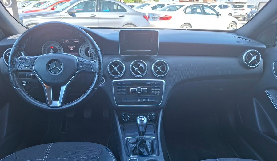 Mercedes Benz Clase A 1.6 180 Hatchback 2016