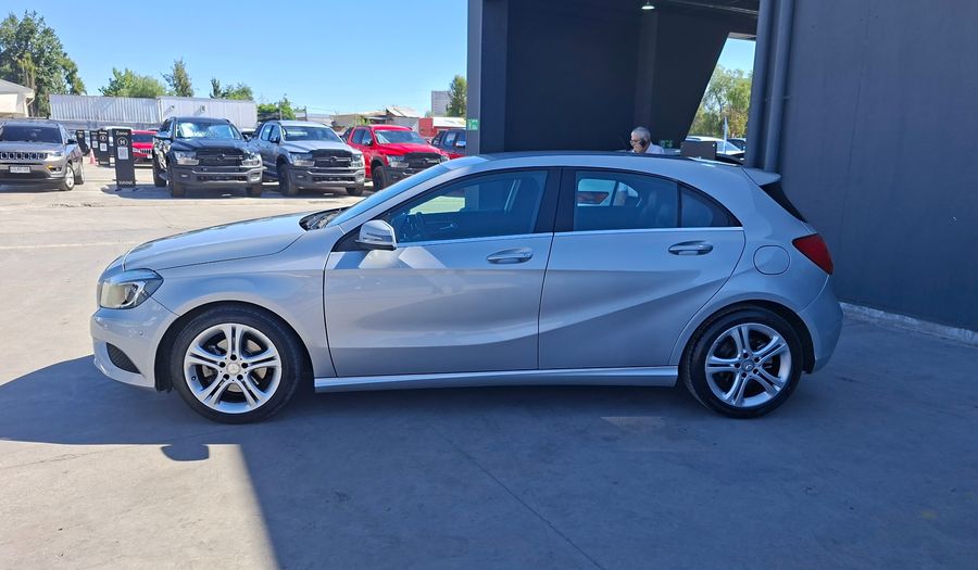Mercedes Benz Clase A 1.6 180 Hatchback 2016