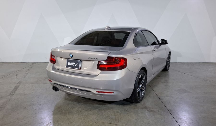 Bmw Serie 2 2.0 220IA SPORT LINE Coupe 2017