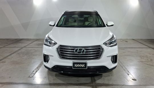 Hyundai • Santa Fe