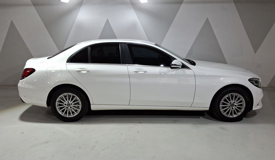 Mercedes Benz Clase C 2.0 200 AUTO Sedan 2020