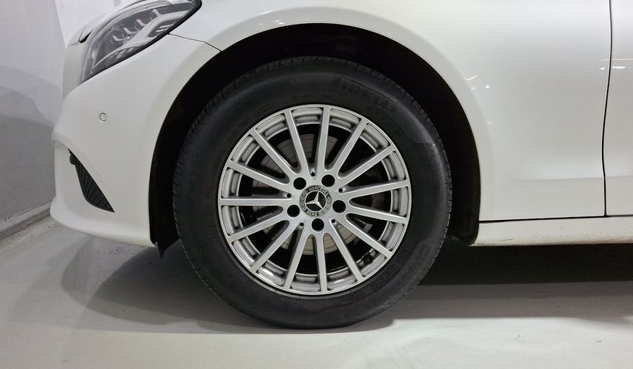 Mercedes Benz Clase C 2.0 200 AUTO Sedan 2020