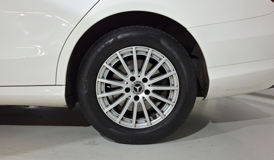 Mercedes Benz Clase C 2.0 200 AUTO Sedan 2020