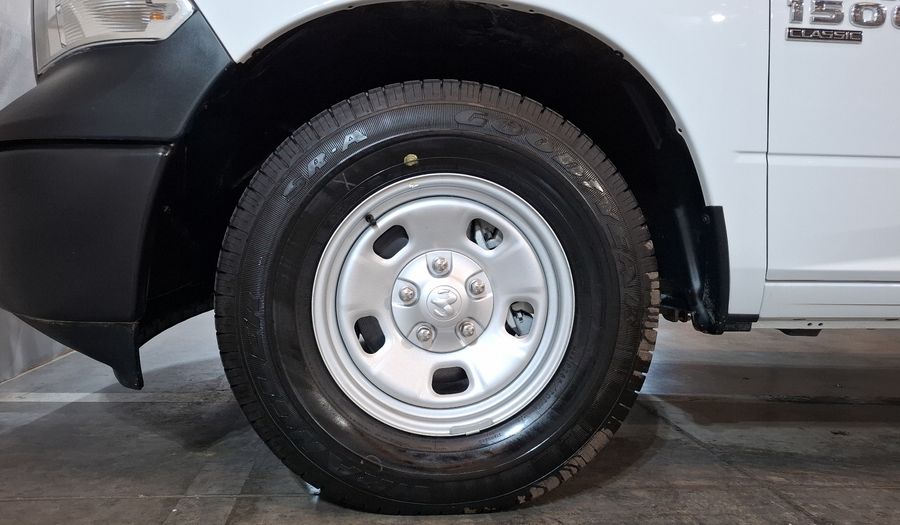 Ram 1500 3.6 CLASSIC TRADESMAN V6 4X2 AUTO Pickup 2024