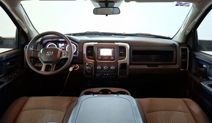 Ram 1500 3.6 CLASSIC TRADESMAN V6 4X2 AUTO Pickup 2024