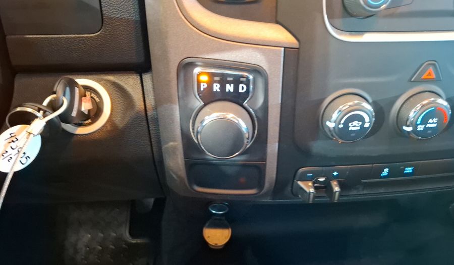 Ram 1500 3.6 CLASSIC TRADESMAN V6 4X2 AUTO Pickup 2024