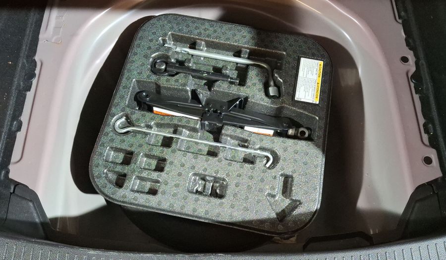 Toyota Corolla 1.8 HEV LE AUTO Sedan 2023