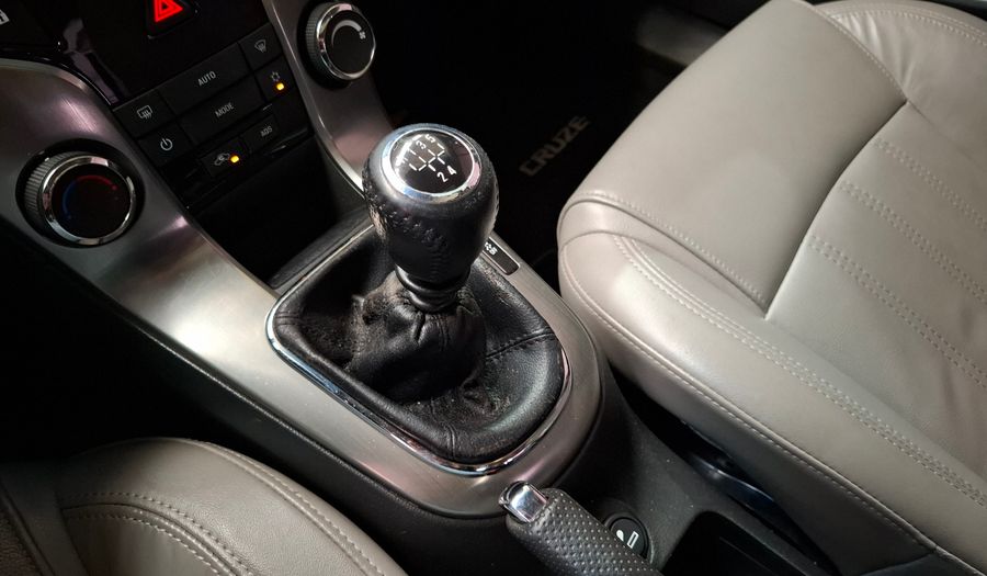 Chevrolet Cruze 1.8 LTZ Sedan 2013