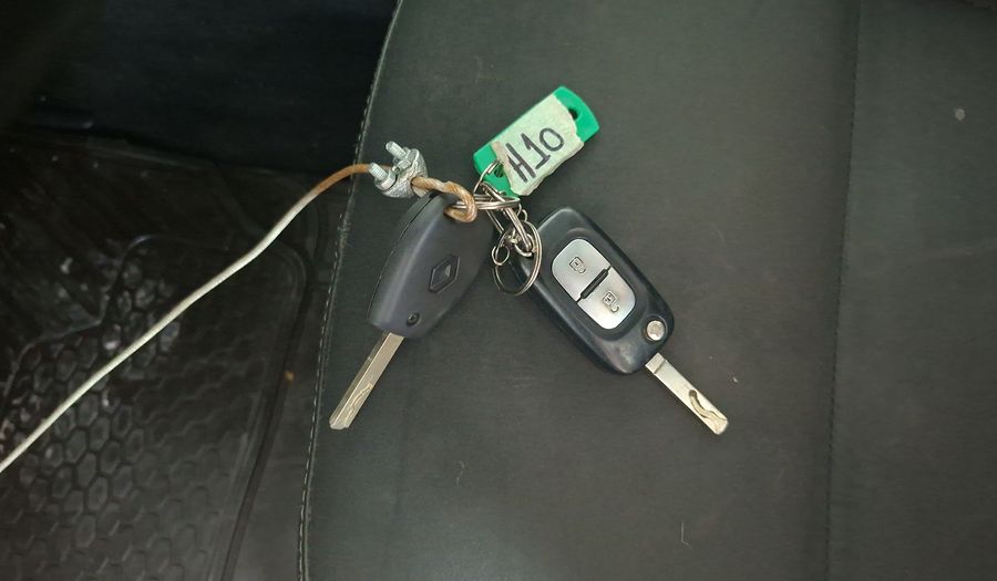 Renault Clio 1.6 DYNAMIQUE Hatchback 2012