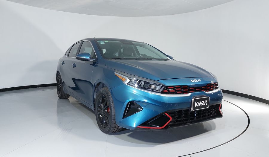 Kia Forte 2.0 EX IVT Hatchback 2023