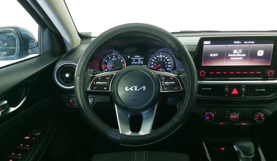 Kia Forte 2.0 EX IVT Hatchback 2023