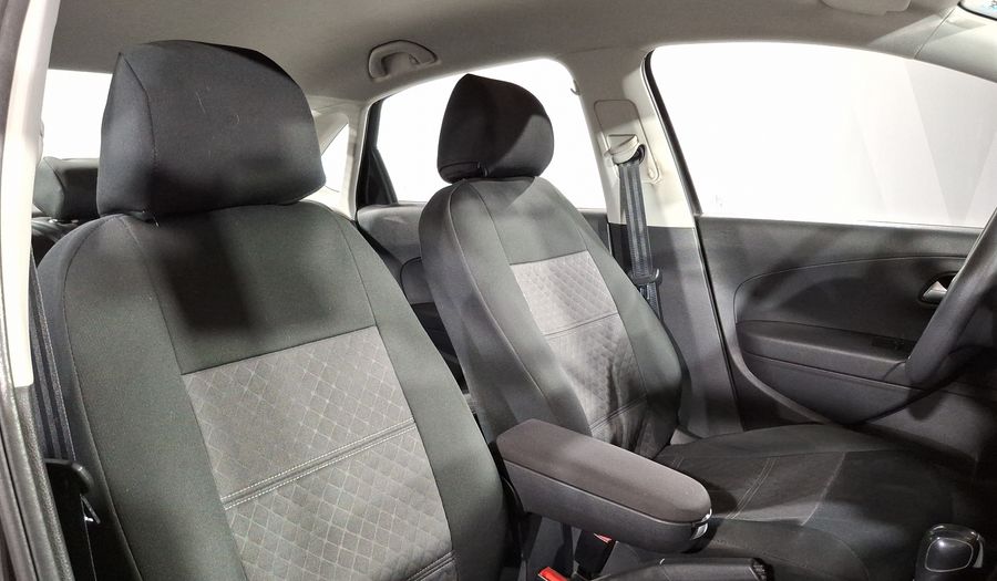 Volkswagen Vento 1.6 COMFORTLINE AUTO Sedan 2020