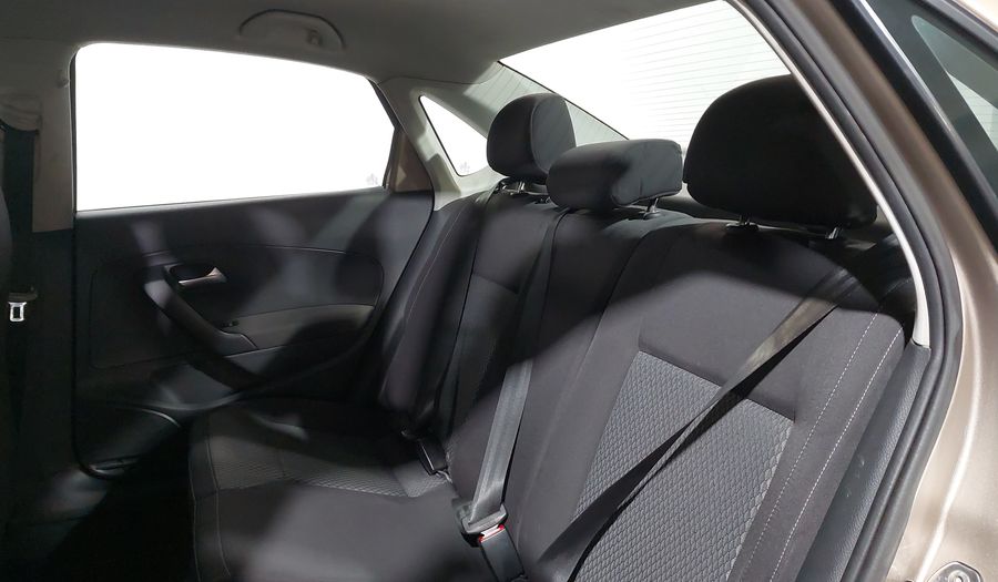 Volkswagen Vento 1.6 HIGHLINE STD. Sedan 2018