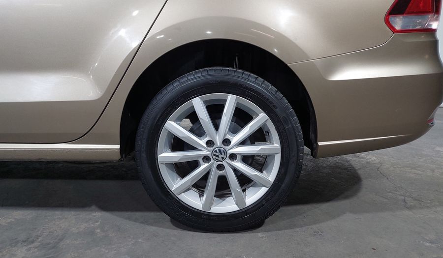 Volkswagen Vento 1.6 HIGHLINE STD. Sedan 2018