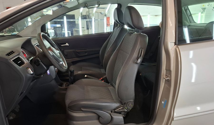 Volkswagen Fox 1.6 COMFORTLINE Hatchback 2014