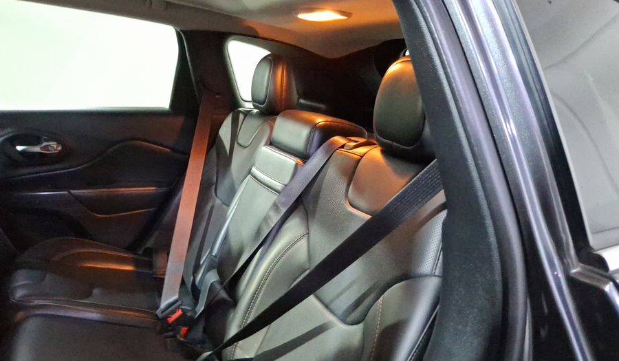 Jeep Cherokee 2.4 LIMITED PREMIUM 4X2 Suv 2016