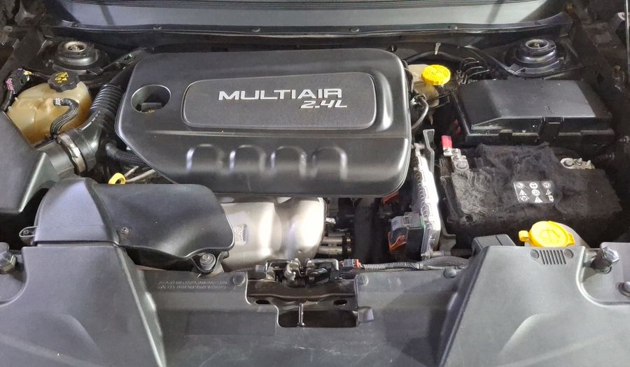 Jeep Cherokee 2.4 LIMITED PREMIUM 4X2 Suv 2016