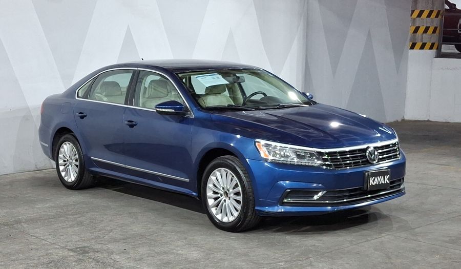 Volkswagen Passat 2.5 SPORTLINE Sedan 2016