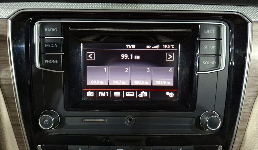 Volkswagen Passat 2.5 SPORTLINE Sedan 2016