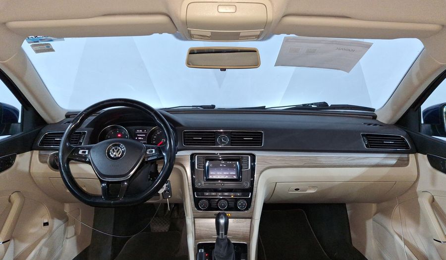 Volkswagen Passat 2.5 SPORTLINE Sedan 2016