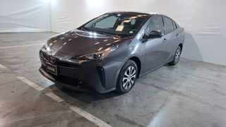 Toyota • Prius