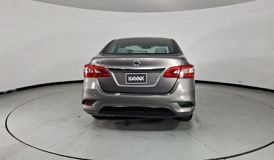 Nissan Sentra 1.8 ADVANCE MT Sedan 2017