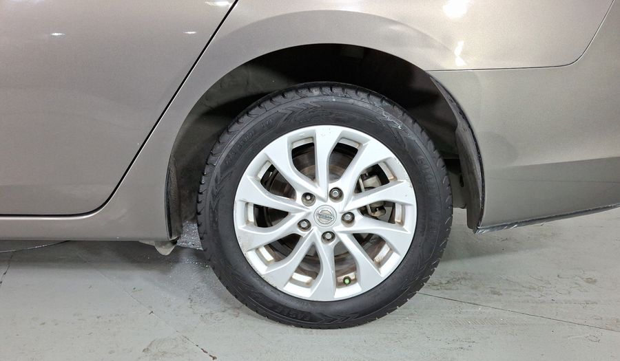 Nissan Sentra 1.8 ADVANCE MT Sedan 2017