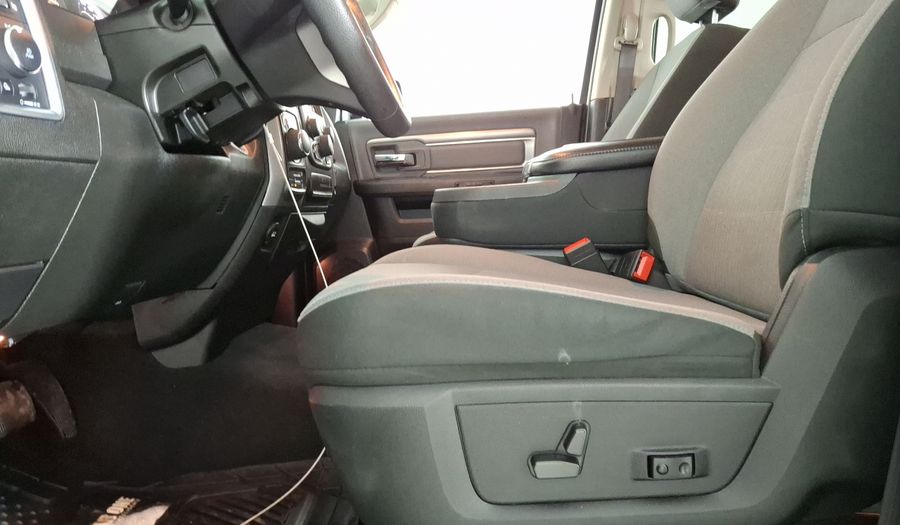 Ram 1500 5.7 HEMI SPORT CREW CAB 4X4 V8 8AT Pickup 2022